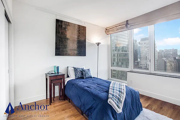 Rented by Anchor Associates | media 26