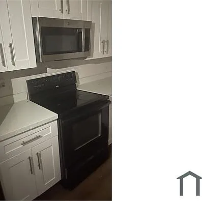 3700 N Pine Island Rd #310 — Photo 3