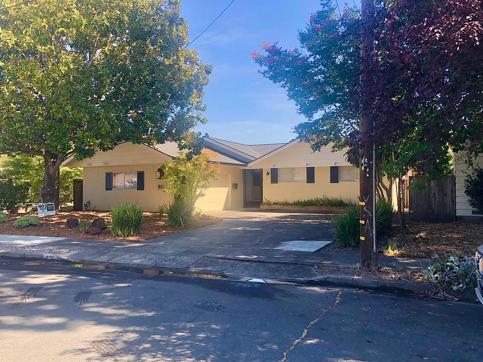 1st image of 836 4th St E