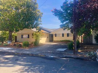 836 4th St E, Sonoma, CA 95476