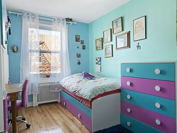 3rd image of 34-15 74th St APT 6F