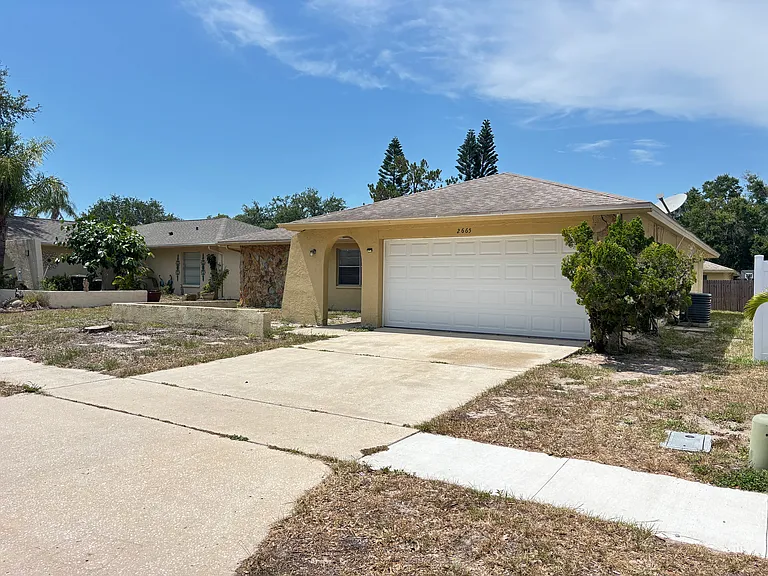 2665 Wildwood Ln — Photo 2