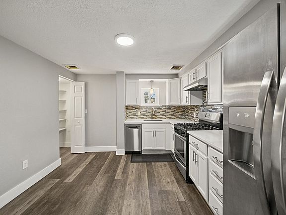 3rd image of 3825 Liberty Ave #3643D636F