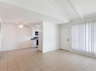 2650 W Segerstrom Ave UNIT B, Santa Ana, CA 92704