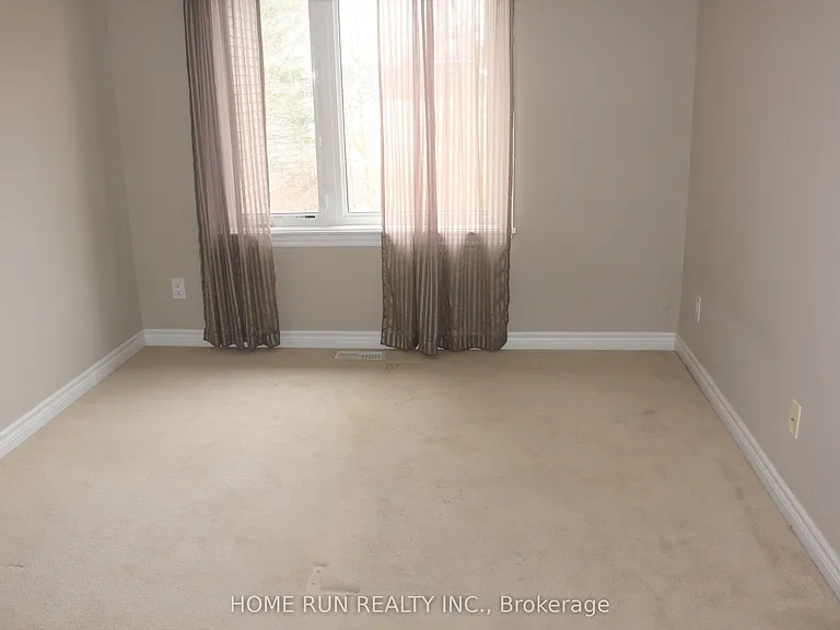 862 Fletcher Cir — Photo 22