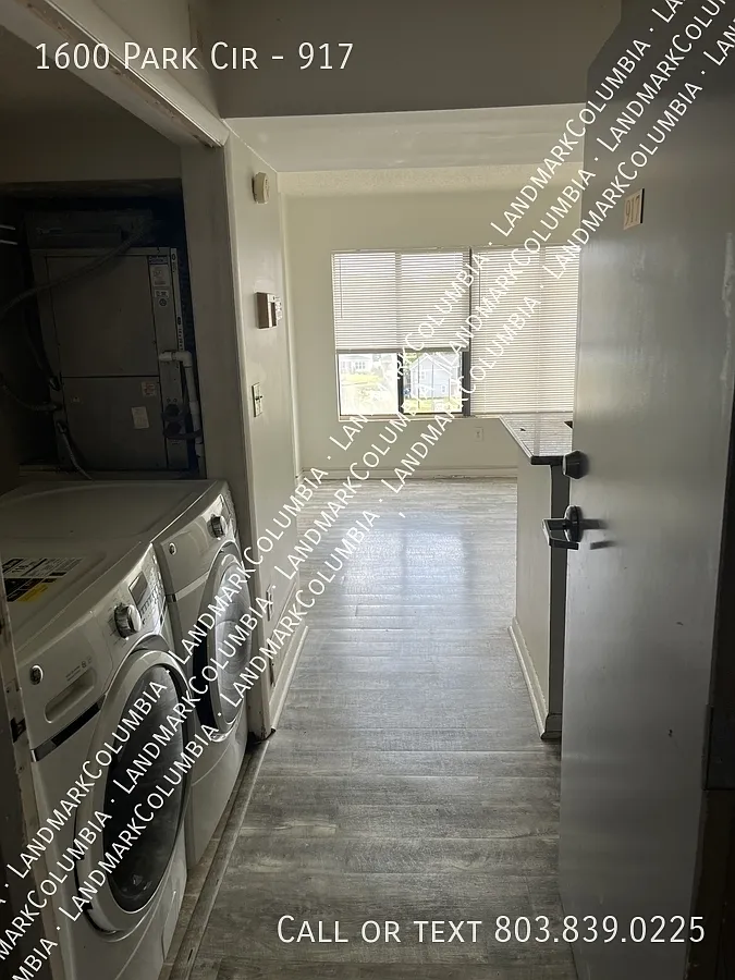 2 bed, 700 sqft, $1,300 — Photo 1