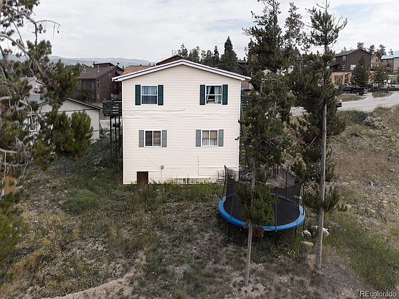 4th image of 812 Wapiti Dr APT B