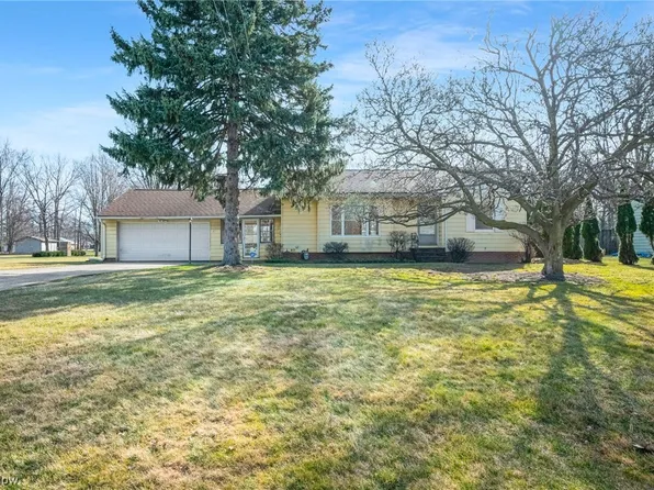 431 Dumbarton Blvd, Richmond Heights, OH 44143
