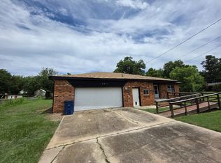 10821 NE 16th St, Oklahoma City, OK 73130