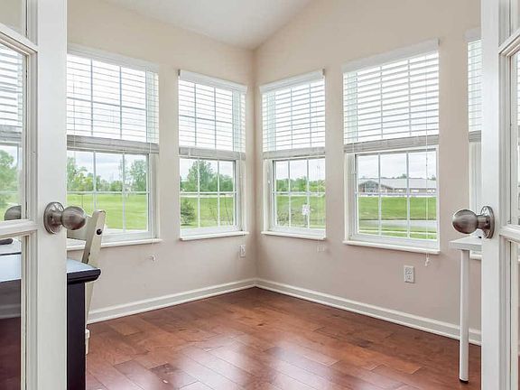 5th image of 6858 Kinsale Ln