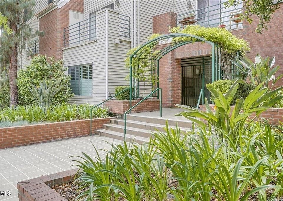 1st image of 2706 Honolulu Ave APT 217