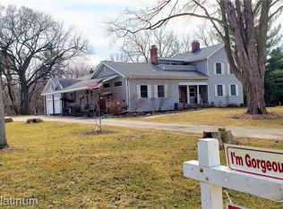 52905 9 Mile Rd, Northville, MI 48167