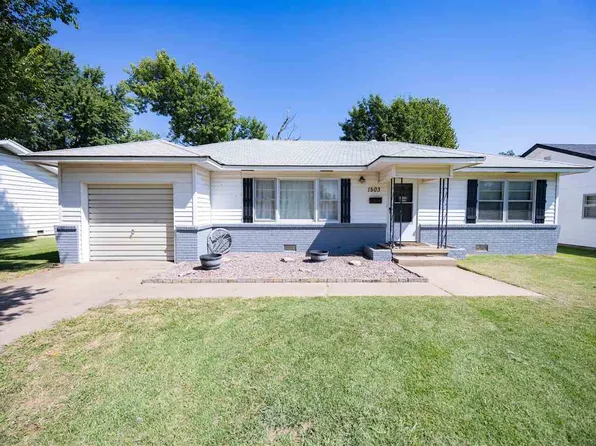 1503 Shirlee Ave, Ponca City, OK 74604