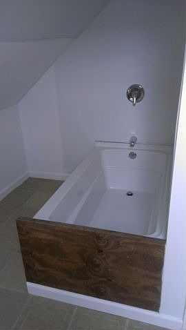 LOFT BATH RM