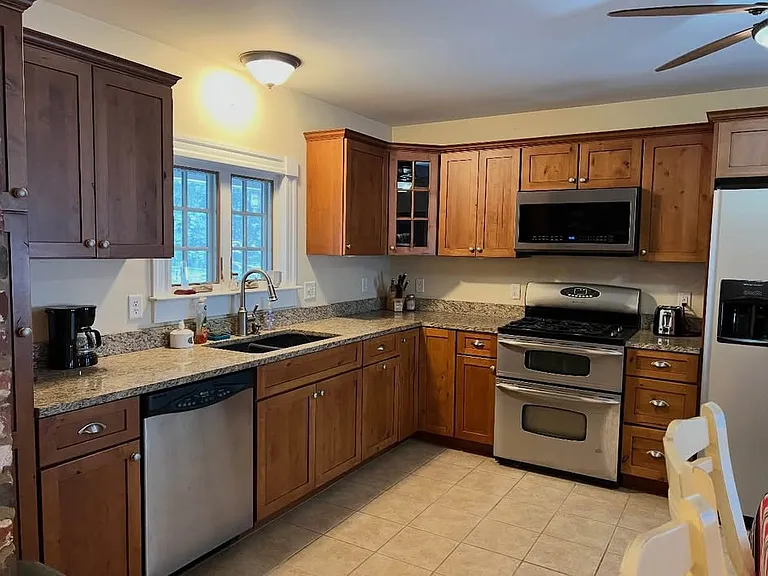 231 Bunker Hill Rd — Photo 9