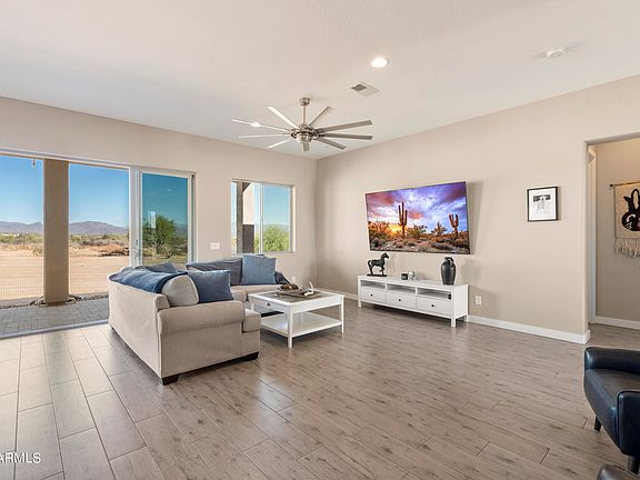 5th image of 16518 E SAGUARO VISTA Drive