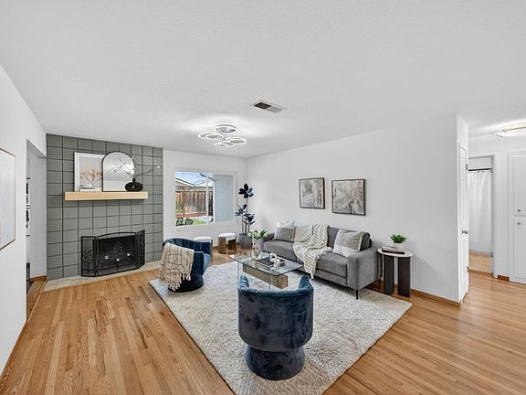 4th image of 559 Yurok Cir