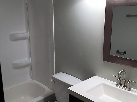 3rd image of 745 11th Ave S APT 8