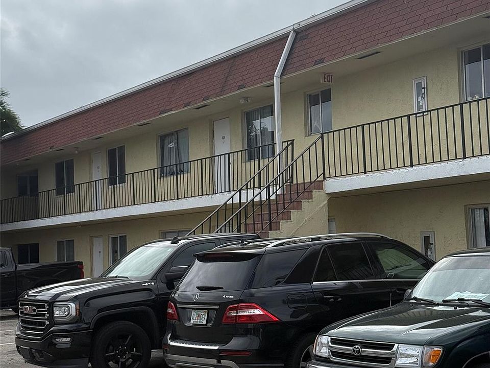 1st image of 1020 Crystal Lake Drive #102