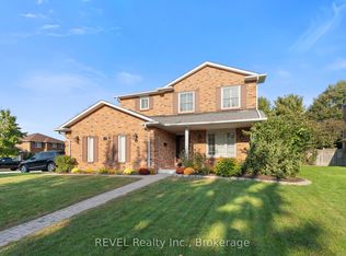 1 Spartan Ct, Saint Catharines, ON L2N 7M5
