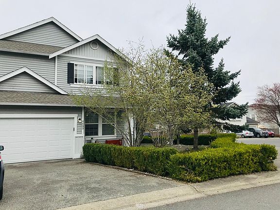 driveway to the garage