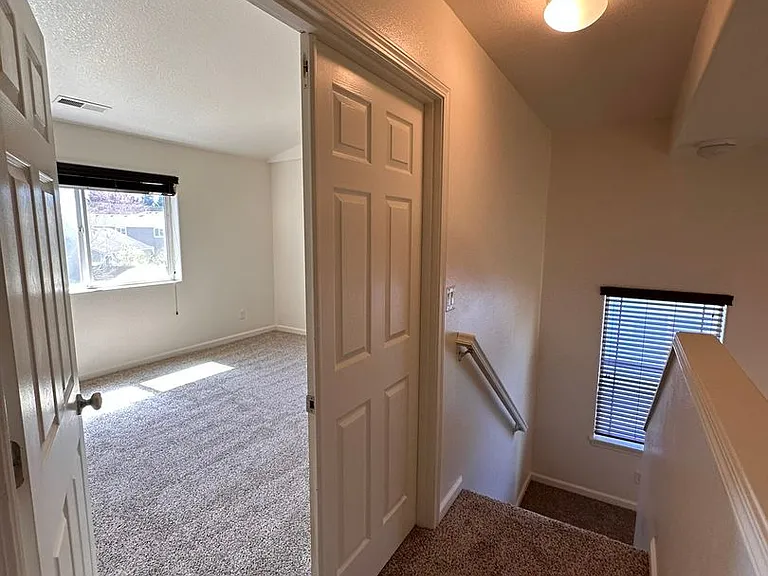 3870 Aerial Way — Photo 16
