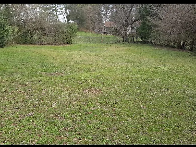 3014 Forsythe Dr NW — Photo 3