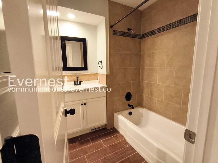 9236 Switzer St — Photo 17