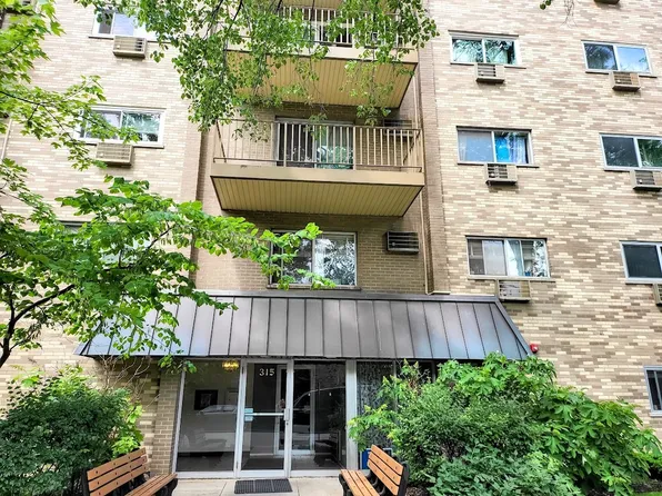 315 Marengo Ave APT 2I, Forest Park, IL 60130