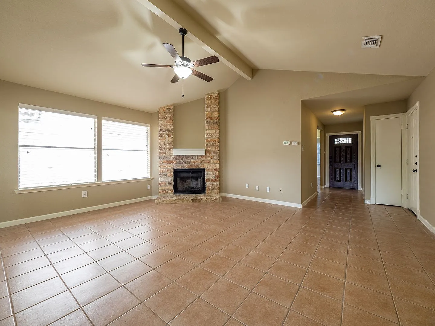 Updated Single Story in Brushy Creek — Photo 4