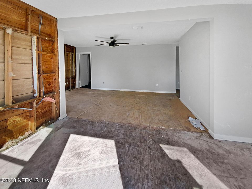 305 E McIver Ave Macclenny, FL Zillow