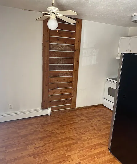 760 W Main St #205 — Photo 4