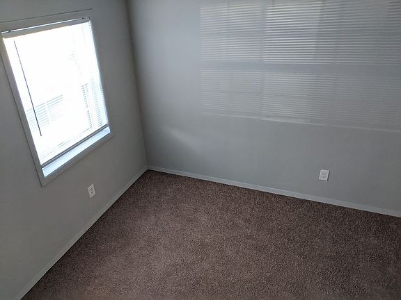 3rd image of 1707 Colorado Ave APT G
