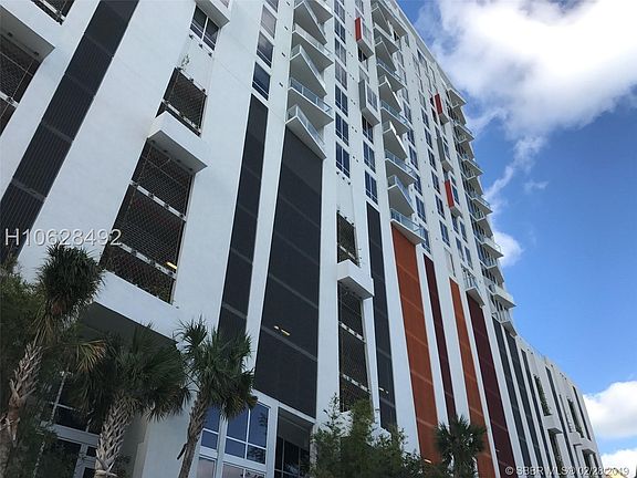 2nd image of 601 NE 27th St #1708
