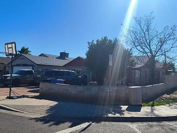 2nd image of 2225 E Brill St