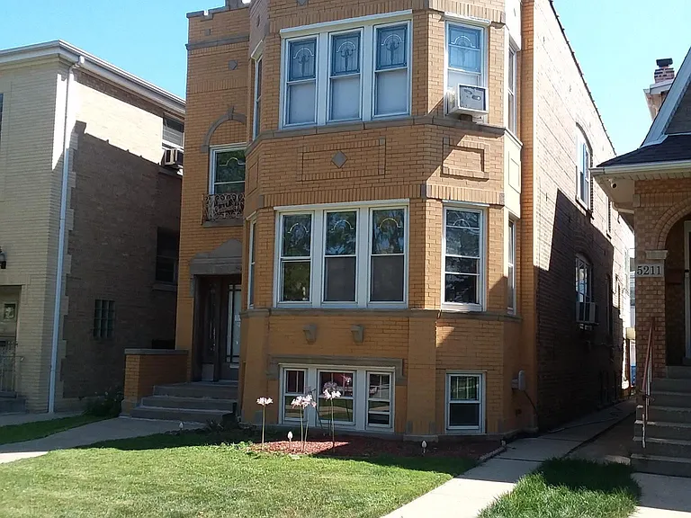 5207 W Henderson St #1 — Photo 1
