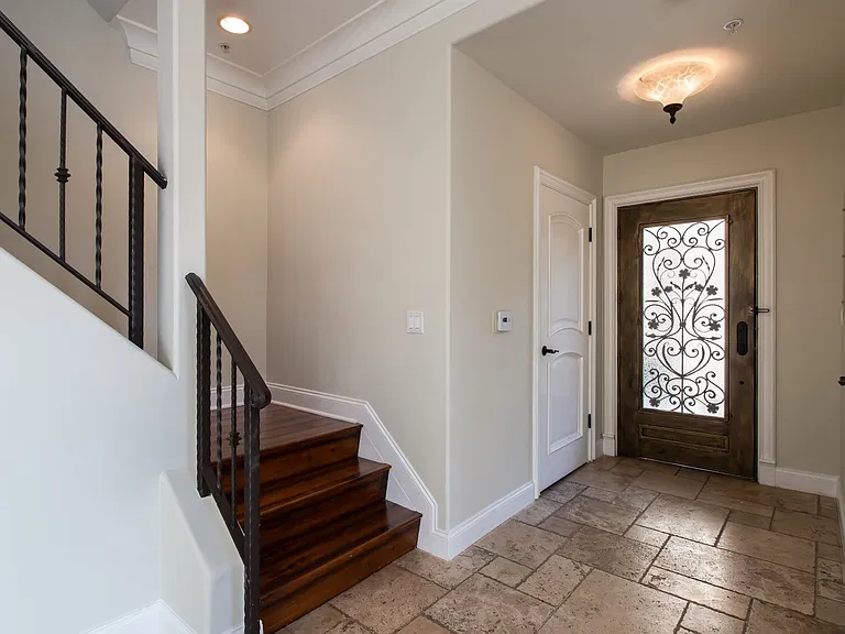 347 Milford St #101 — Photo 16