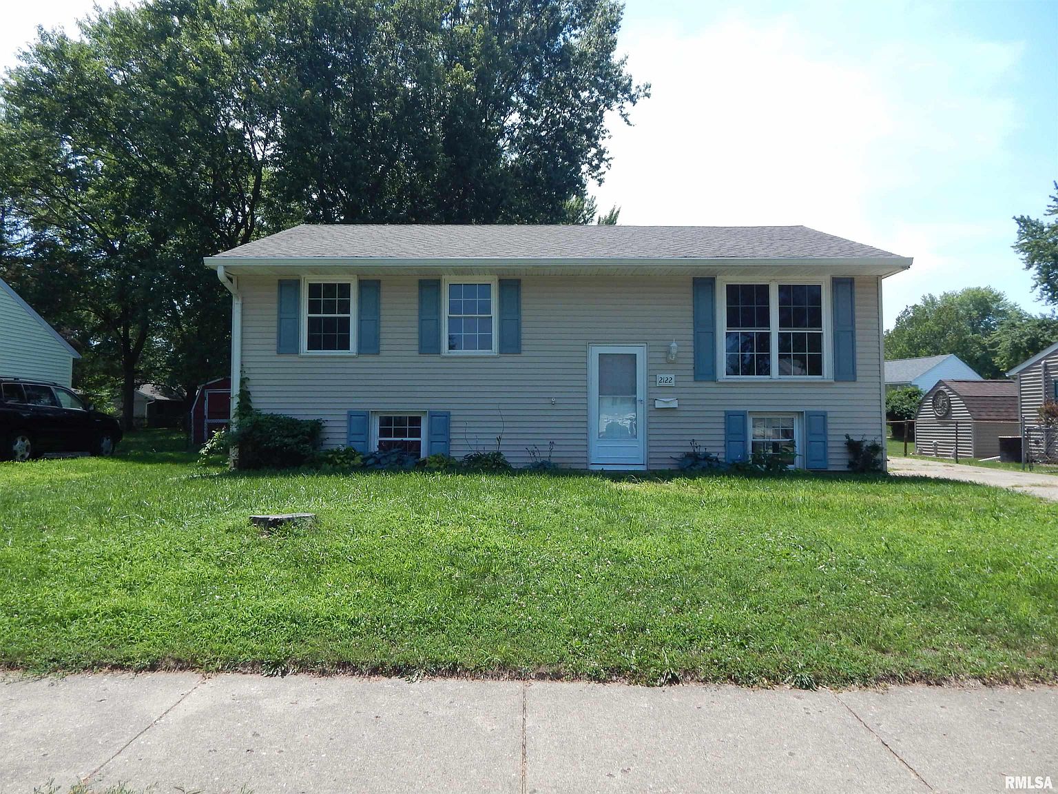 2122 Dominion Ave, Pekin, IL 61554 Zillow
