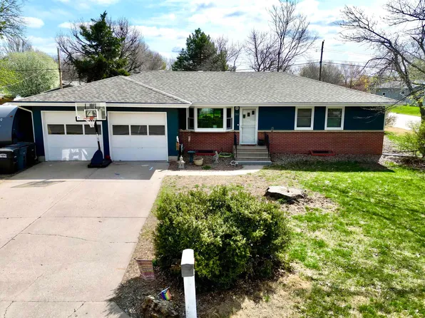 1304 N Florida Ave, York, NE 68467