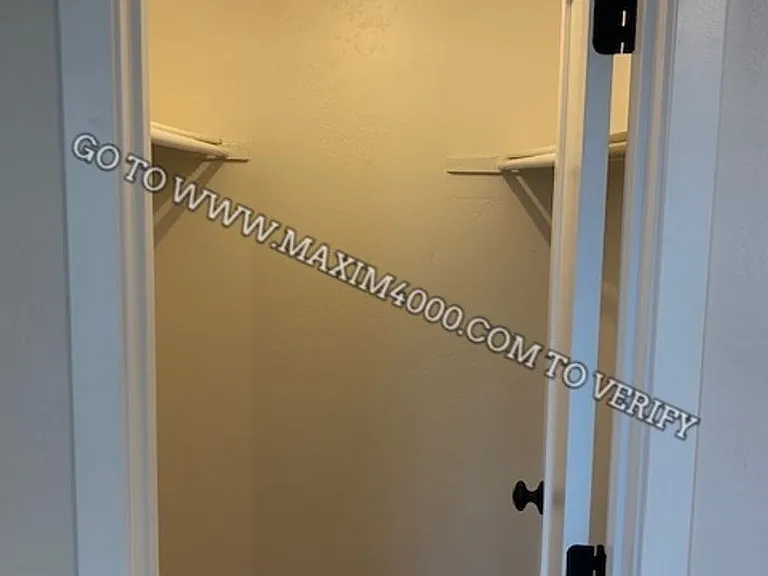 1444 Kennedy Ave #6 — Photo 9