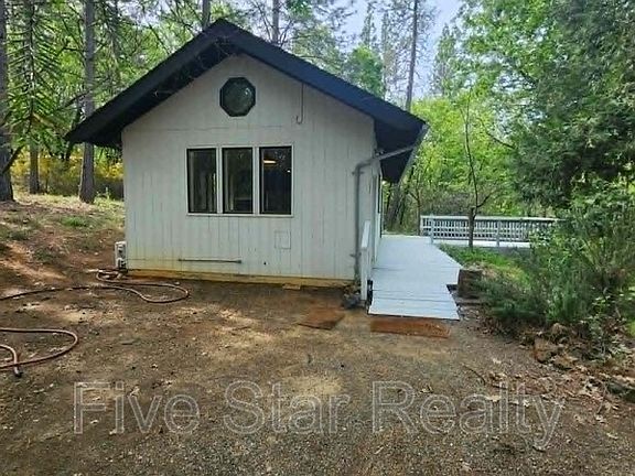 2nd image of 12896 Rices Crossing Rd