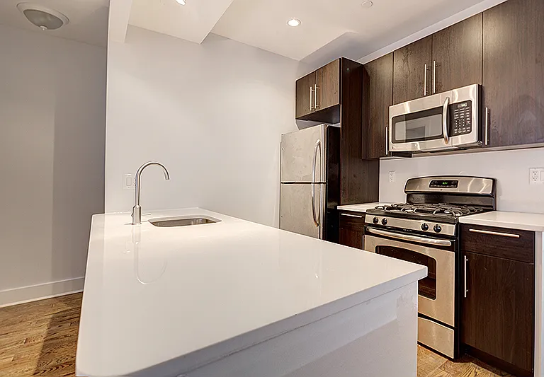216 Edgecombe Ave #1 — Photo 1
