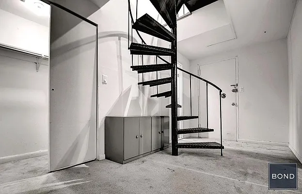 Rented by Bond New York | media 45