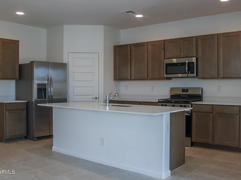 9829 W Monterey Way — Photo 21