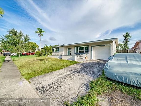 4th image of 8940 NW 26th St