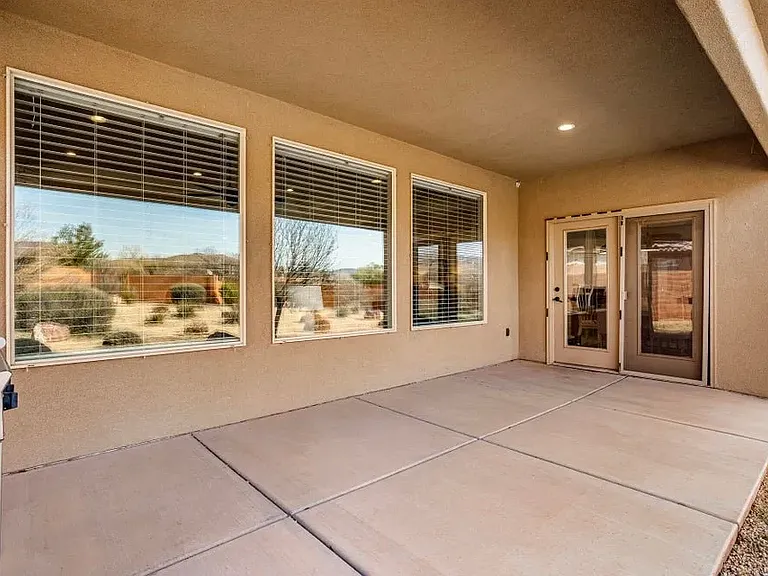 143 N Cortez Trl — Photo 19