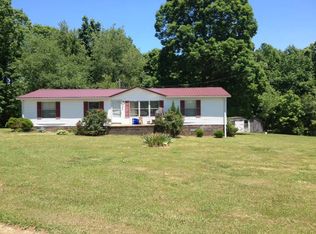 195 Victor Cabbage Rd, Hohenwald, TN 38462