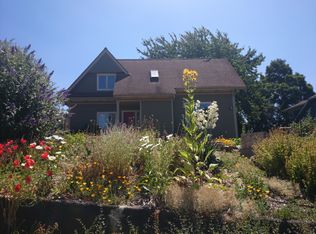 151 NW 60th St, Seattle, WA 98107