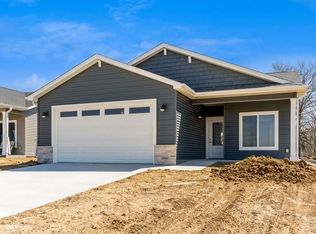 4560 Rohret Rd, Iowa City, IA 52246