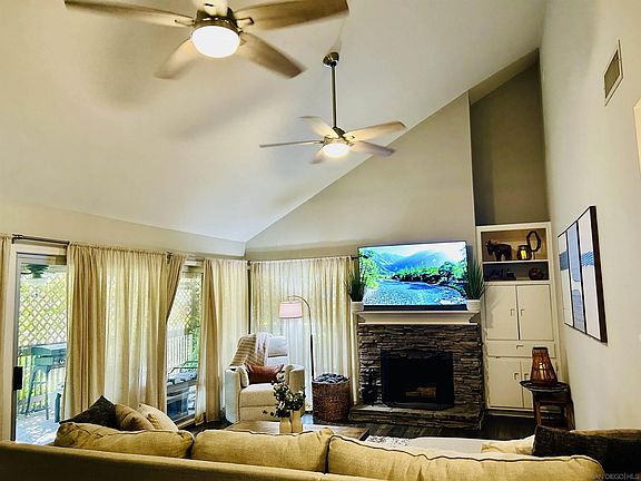5th image of 23940 Green Haven Ln